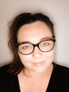 Kate De Brunner – Accredited CBT and couples therapist in Crawley, specialising in anxiety and relationship counseling